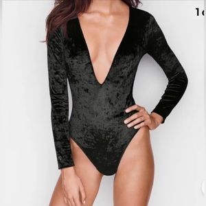 VICTORIA SECRET BLACK VELVET BODYSUIT